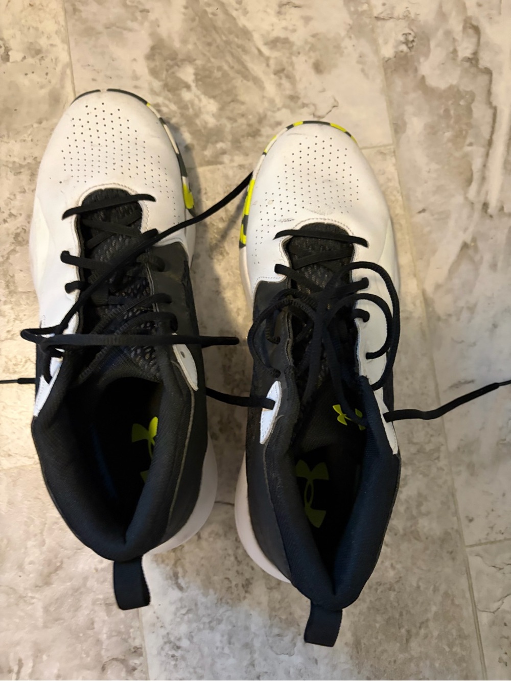 Under Armour Basketball Shoes Men’s Size 13 White Black Neon Yellow Camo